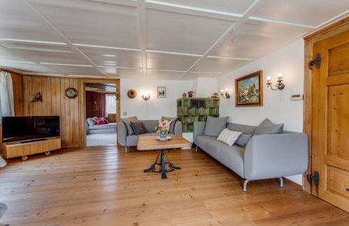 Ferienwohnung Wiesengrün - uriger Hüttenstil - Foto 11