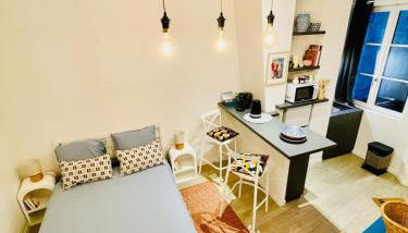 La Petite Jeannette Studio - Photo 2