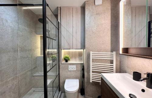 Appartement moderne 3 pièces climatisé avec balcon, plage à 2 min - Foto 6