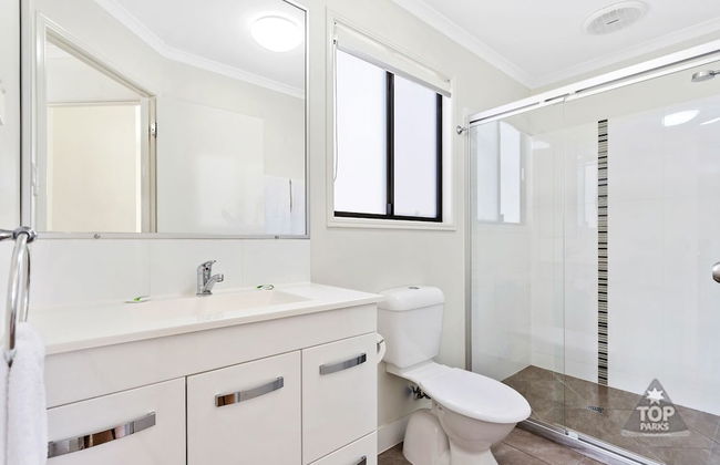 Tin Can Bay Tourist Park - Photo 16