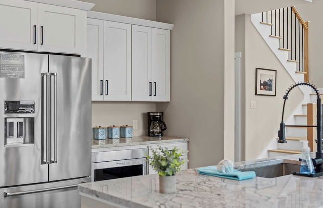 Lakeside Serenity by Avantstay Lakefront, Newly Built, Deck w/ Views! - Foto 17