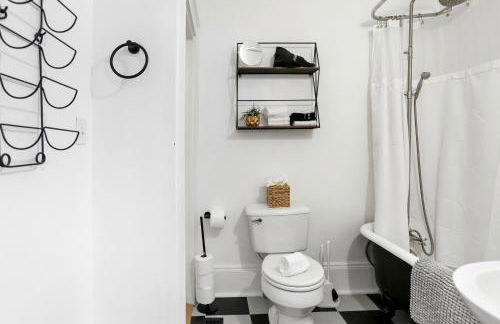 Bright Historic Home, Recently Renovated, Near Downtown, SCAD, & Starland Yard - Foto 38