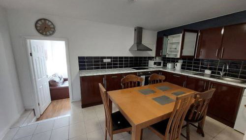 5 Bedroom House in Romford - Foto 5