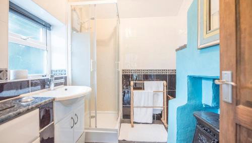 2 Lion Cottages, Knodishall - Foto 5