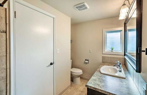 Sioux Center Split-Level Home with Game Room! - Photo 17