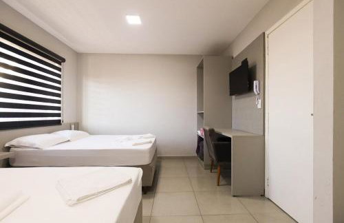 Lou Suítes - Suíte 9 com 2 camas de casal - total confort - Foto 4