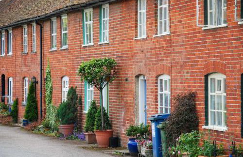 Spadgers, a flax workers cottage next to fields in a Medieval Village - Foto 14