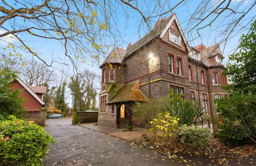 Luxe Victorian Spacious Home Sefton Park with Parking - Foto 55