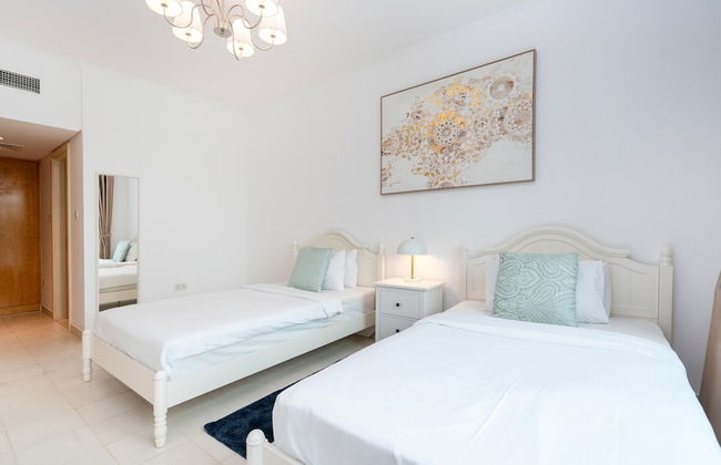 Lux BnB Greens & Views Lake View - Photo 8