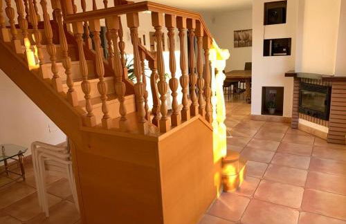 Villa Leo con vistas al mar y piscina privada - Photo 60