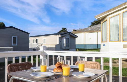 Caravan C32 at Landscove Holiday Park - Photo 5