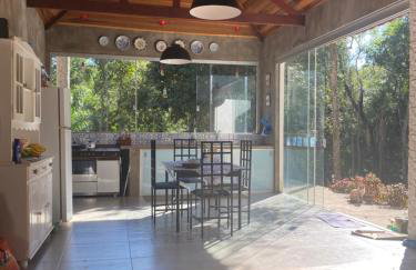 Casa de campo com muito verde e paz, 2 quartos, Wi-Fi, churrasqueira, deck, trilha - Foto 36