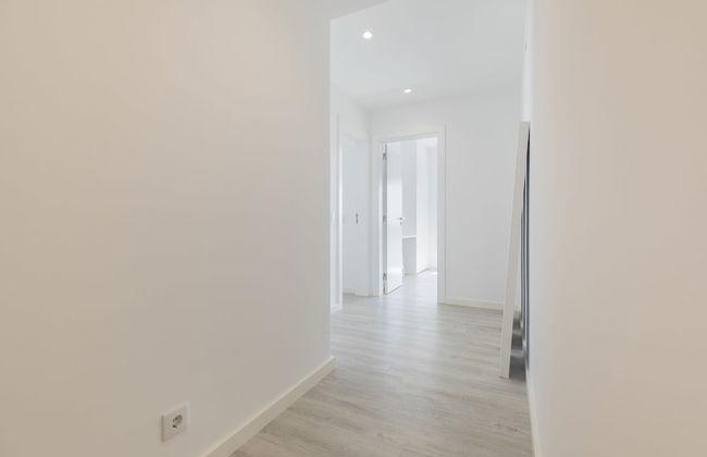 Luxurious Seaview Apartment in Estoril - Photo 33