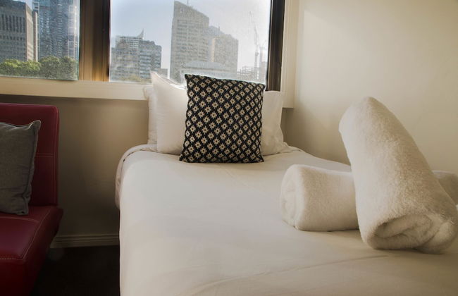 Sydney Hyde Park Paxsafe Apartments - Photo 6