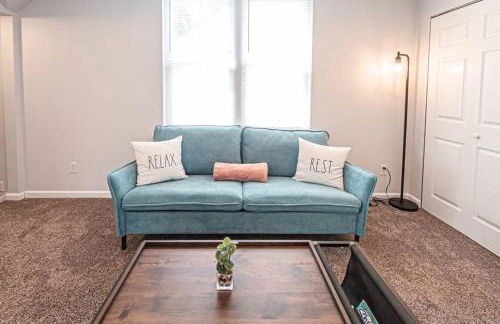 Glamorous Renovated Modern Home - Foto 13