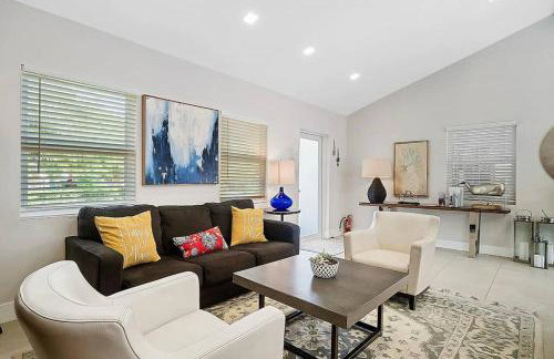 Breathtaking Pool Home and Backyard by Wilton Mnrs - Foto 62