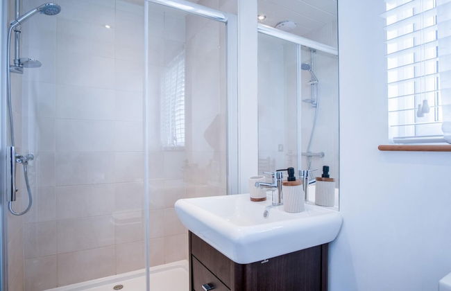 Oakland Lodge - 2 Bedroom Lodge - Wisemans Bridge - Foto 9