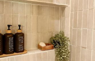 Lux Tiny House with Waterfront, Kayaks, Hot Tub, Arcade - Photo 57