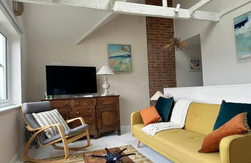 5 SEAVIEW private parking w EV - Photo 5