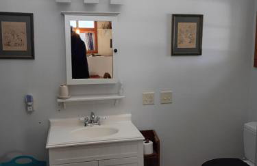 Red Cabin & Sauna on Lake Monomonac - Foto 28