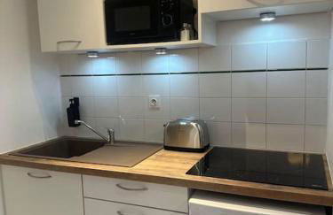 Appartement neuf entièrement équipé proche centre - Foto 8