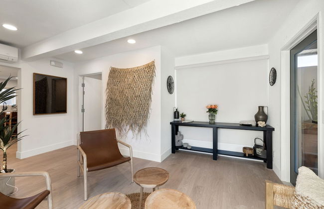 The Maya - Entire Hotel Buyout - Private Gym - Private Game Room - Private Living Area - Foto 41