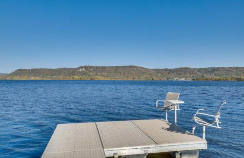 Dock and Views Waterfront Home in Wabasha! - Foto 29