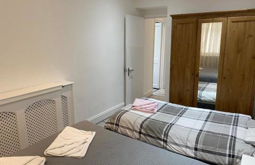 Flat next to Westfield shopping centre - Foto 6