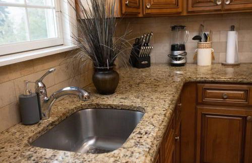 Family 3-bedroom home (2nd floor near EWR/Outlet) - Foto 25