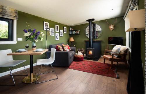 Bastle Retreats Cabin with hot tub - Foto 10