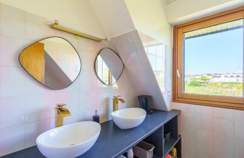 La Villa des Vagues - vue mer proche de la plage - Foto 10