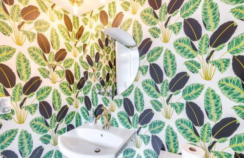 Riverfront Appleton Home with Pool and Boat Dock! - Foto 13