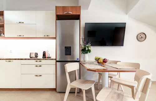 Eleni Luxury Maisonette with Jacuzzi - Foto 6