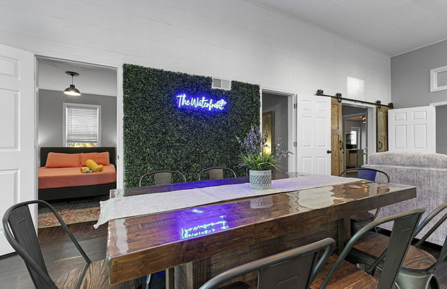 The Waterfront - Waterslide Game Room Sleeps 26 - Foto 20