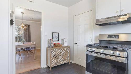 Tulsa Vintage Chic Cottage - King Bed Expo, TU, Dtwn - Foto 3