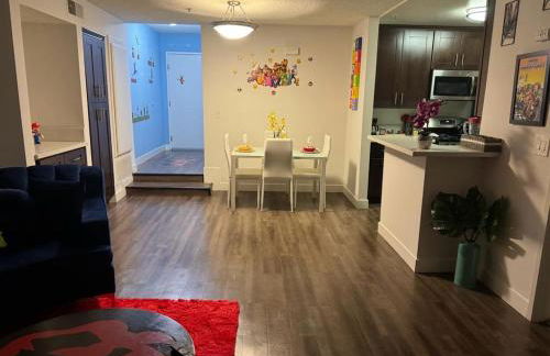 Mario, Disney & not themed Loft Universal Studios 10min loft apartment - Foto 20