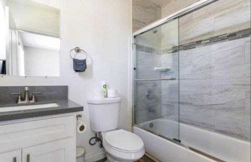 5 BR Home Near USC - Perfect Location - Foto 18