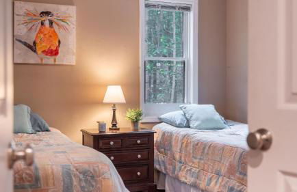 Bear Trail Chalet by Avantstay Retreat w/ Outdoor Living Deck & Fire Pit - Foto 69