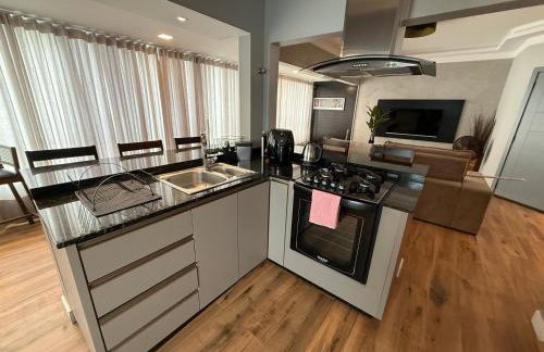 Charmoso em BC! A passos da Roda Gigante! Conforto & Localização! - Foto 12