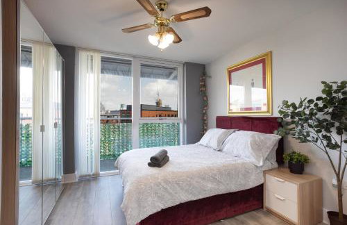 Vista Verde - Luxury City Penthouse 2BR - Sleeps up to 6 - Parking - Photo 32