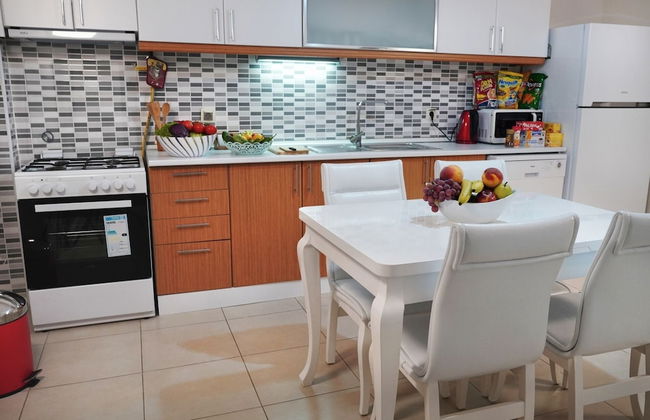 Zenofon Residence - Photo 34