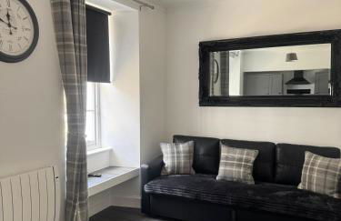 George Street Flat - Photo 1