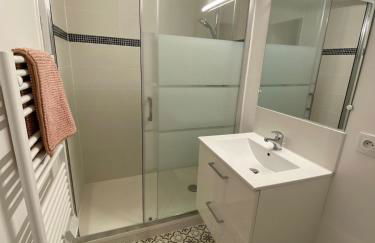 V1 lumineux studio plein centre - 5 min Golfech - Foto 8