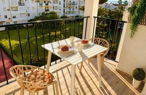 Laguna Beach Haven Torrox Costa 2 bedrooms, Beach, Swimming pools, WIFI - Foto 3