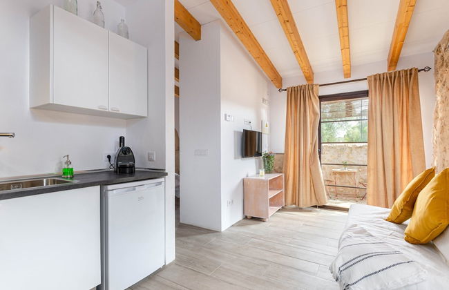 Pretty Farmhouse in Nature - Photo 8