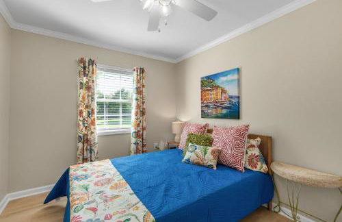 Coastal Home with Inground Pool - Foto 16