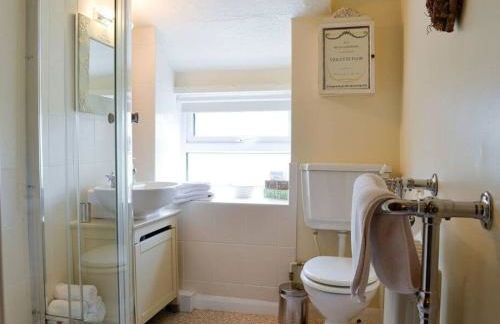 Bellringers Cottage, Llandegla - Foto 9