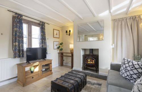 Riverside Cottage & Shepherd’s Hut with Hot Tub - Foto 15