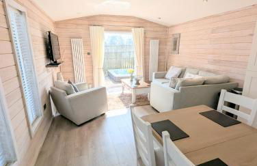 1 or 2 bedroom Hot tub Lodges - Foto 22