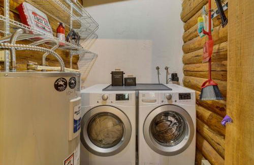 Covered Deck, Private Acreage Log Cabin in Pine - Foto 18